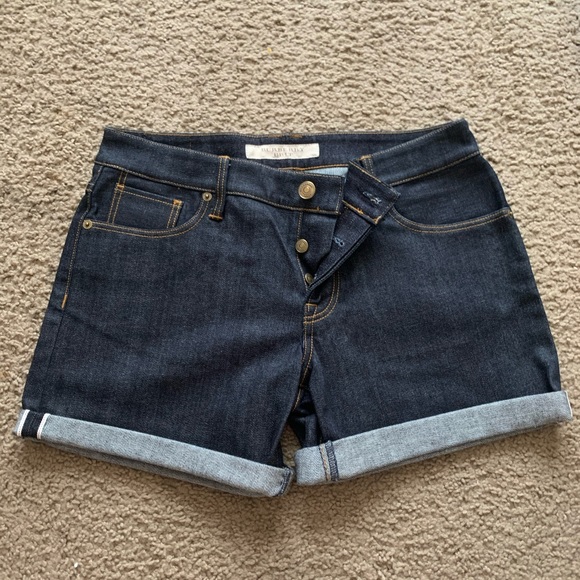 Brand New Burberry Shorts - Picture 3 of 7